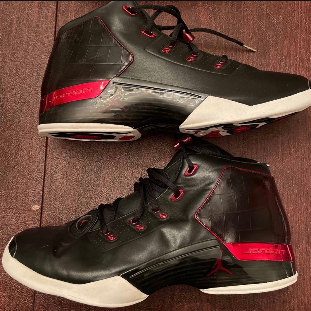 Air Jordan 17+ Retro ‘Bulls’ 832816 001